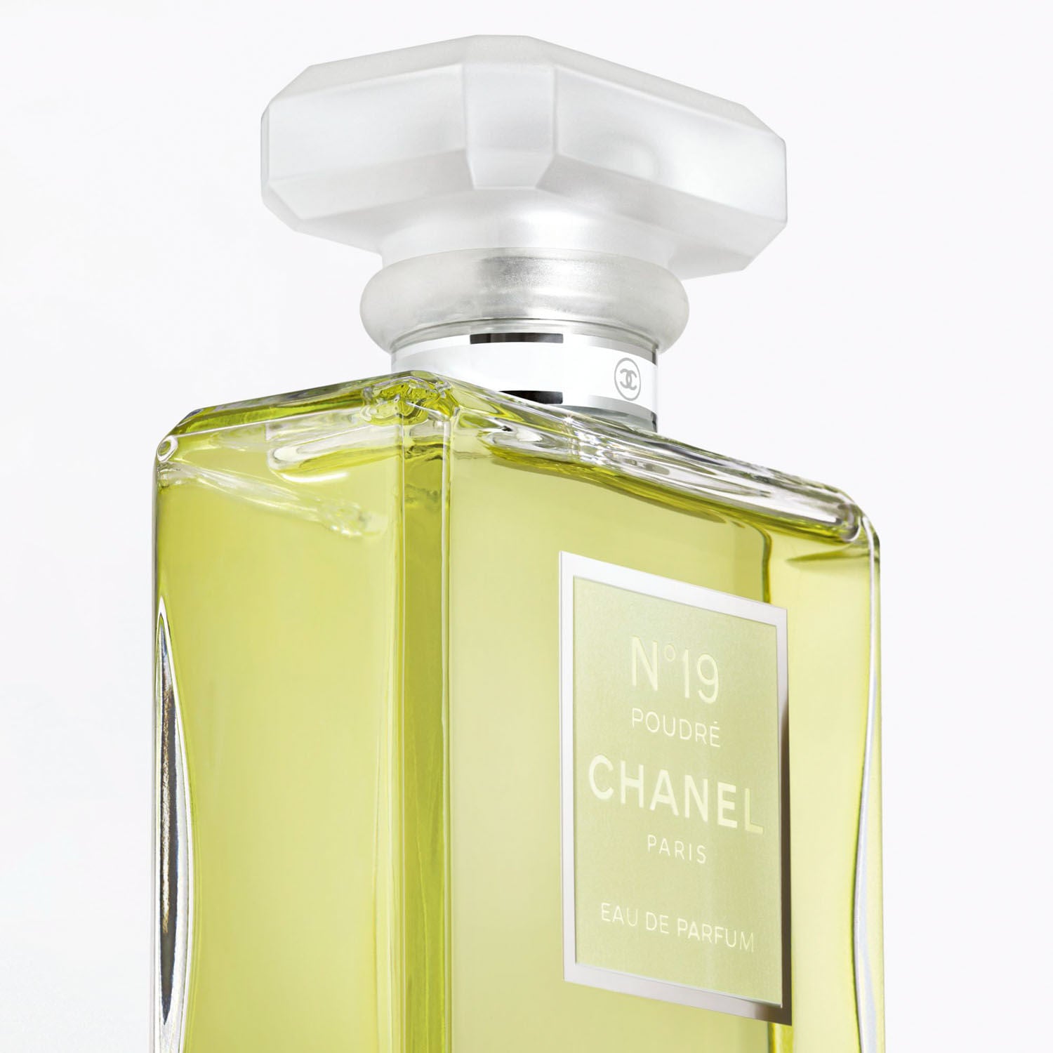 N°19 POUDRÉ