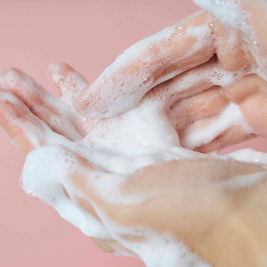 CENTELLA POREMIZING DEEP CLEANSING FOAM