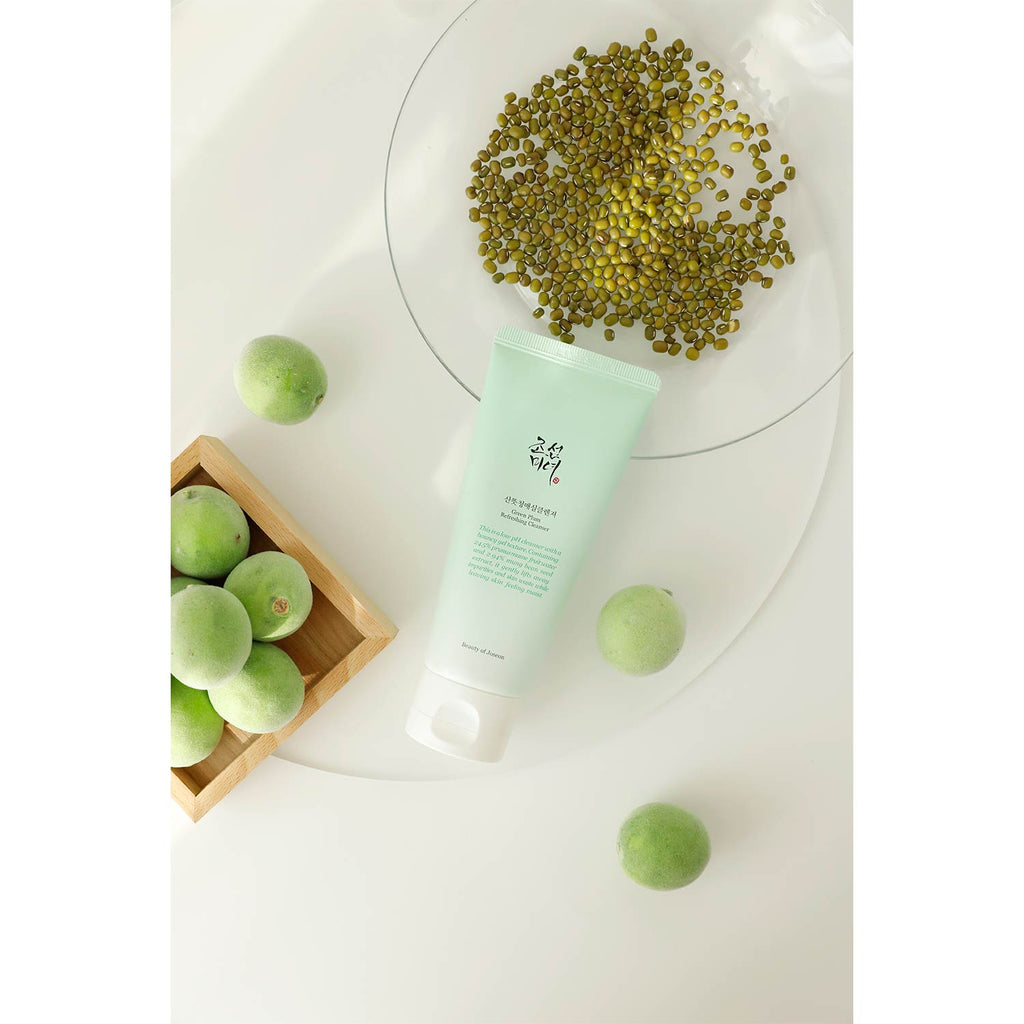 GREEN PLUM REFRESHINF CLEANSER