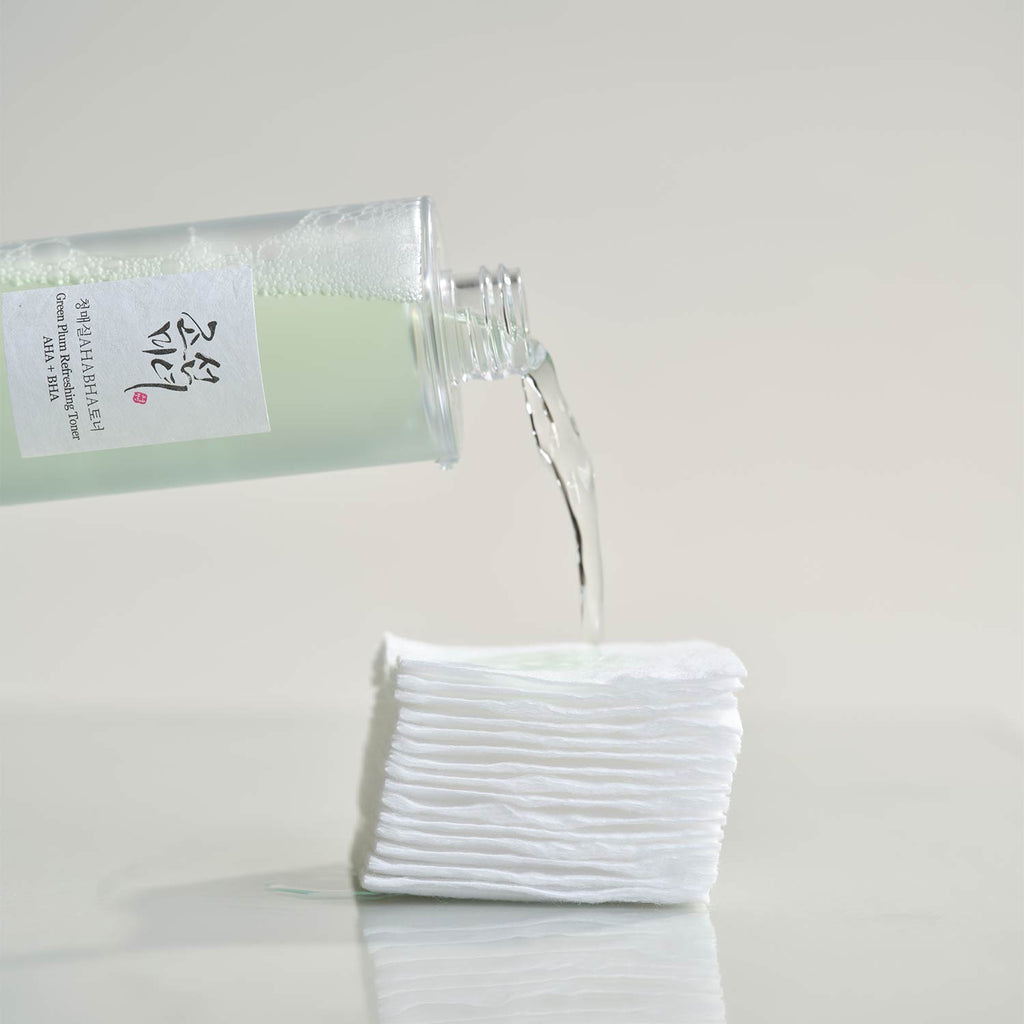 GREEN PLUM REFRESHINF TONER AHA + BHA