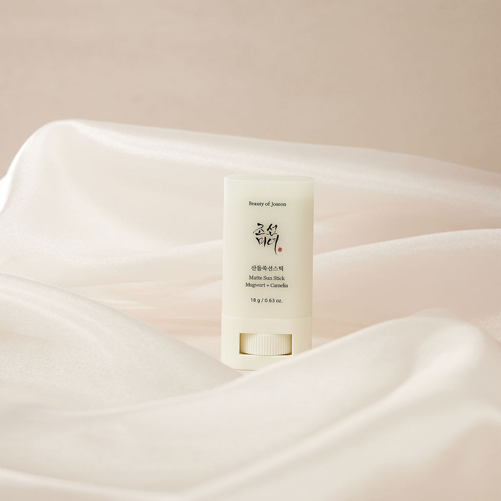 MATTE SUN STICK MUGWORT + CAMELIA