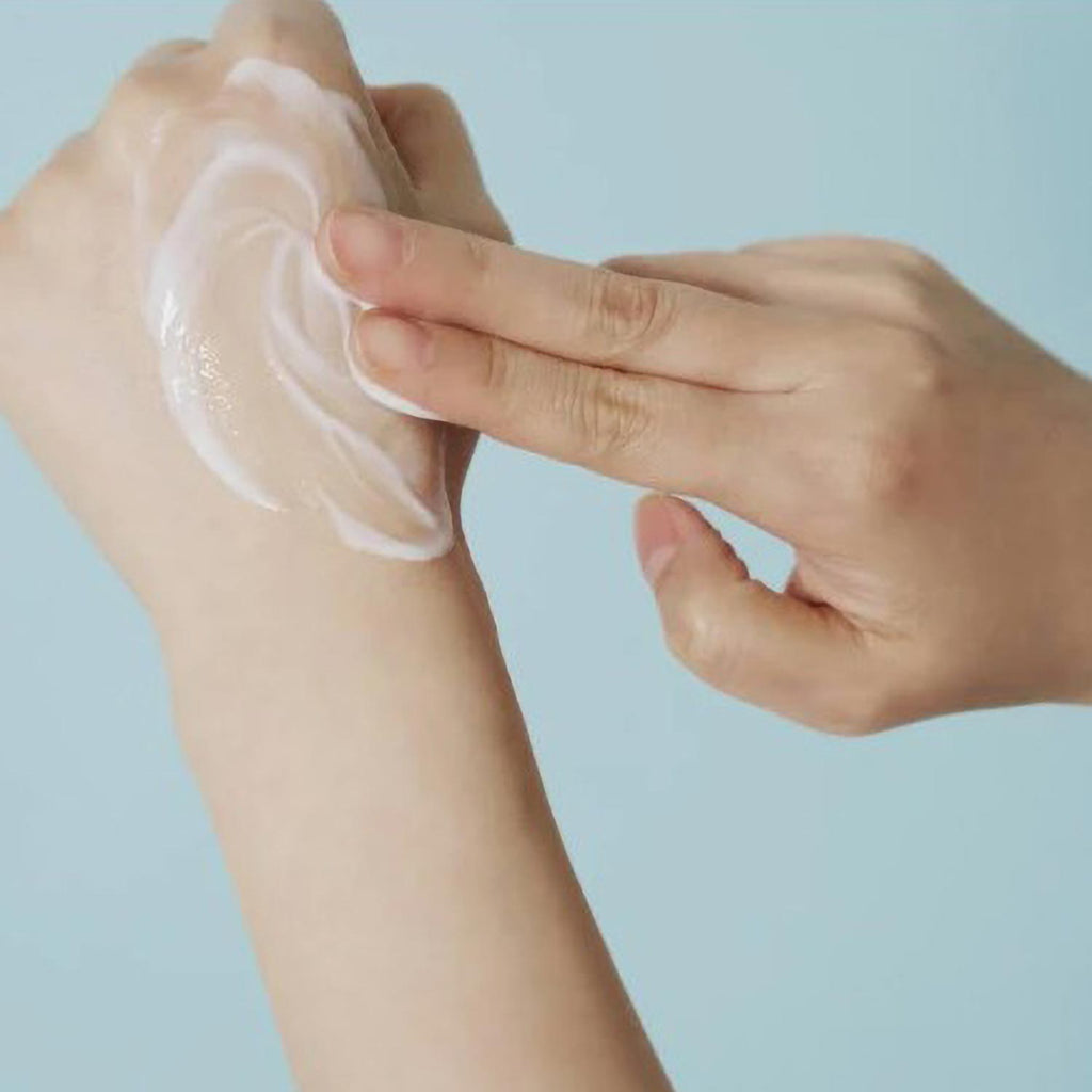 CENTELLA TEA-TRICA MILD PEELING GEL
