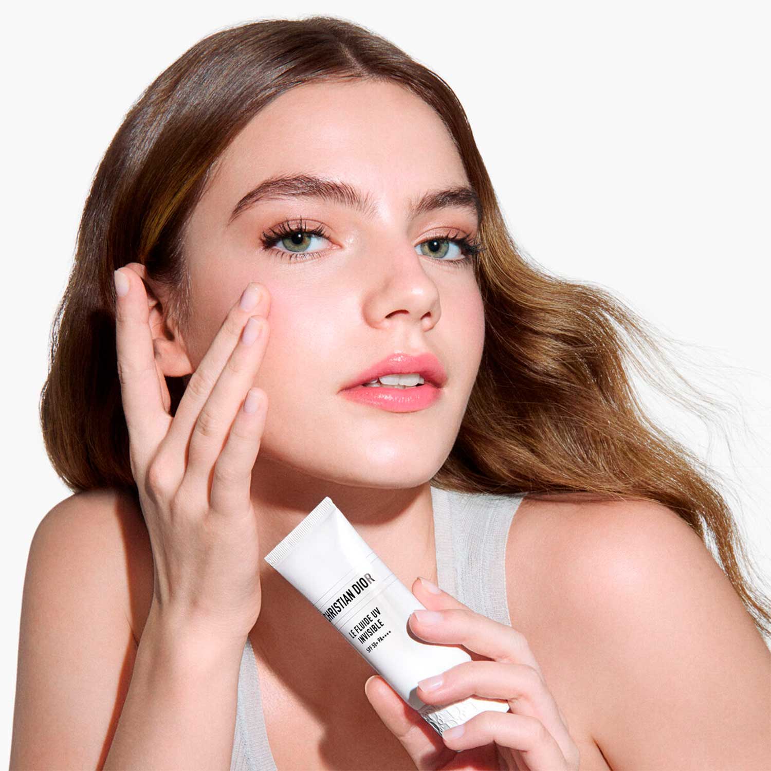 Fluido Solar Invisible Hidratante SPF 50+ PA++++