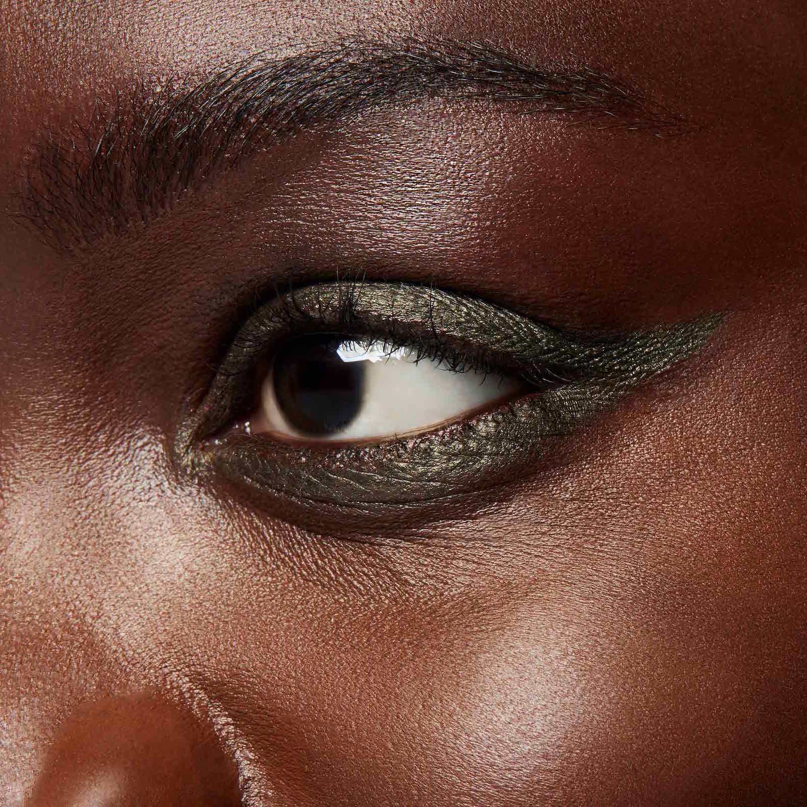 COLOUR EXCESS GEL PENCIL EYELINER