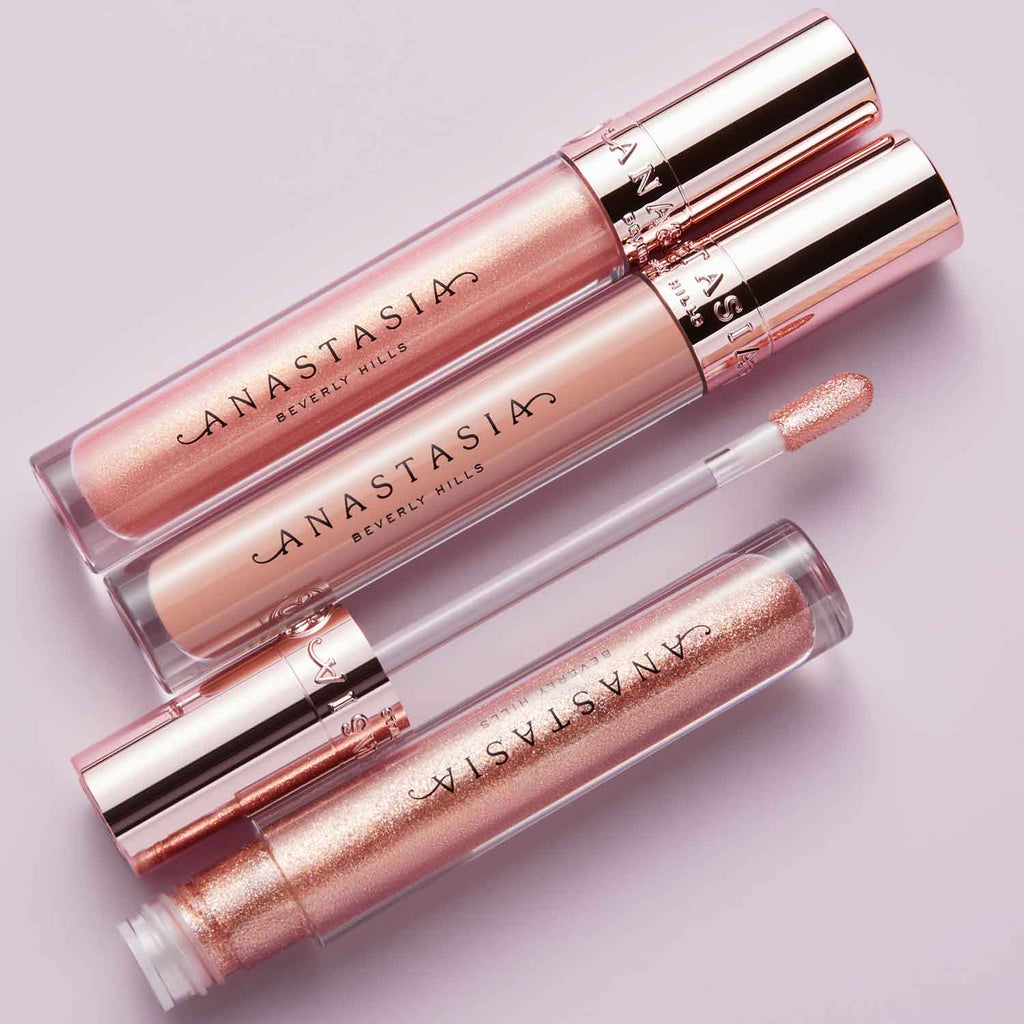 LIP GLOSS
