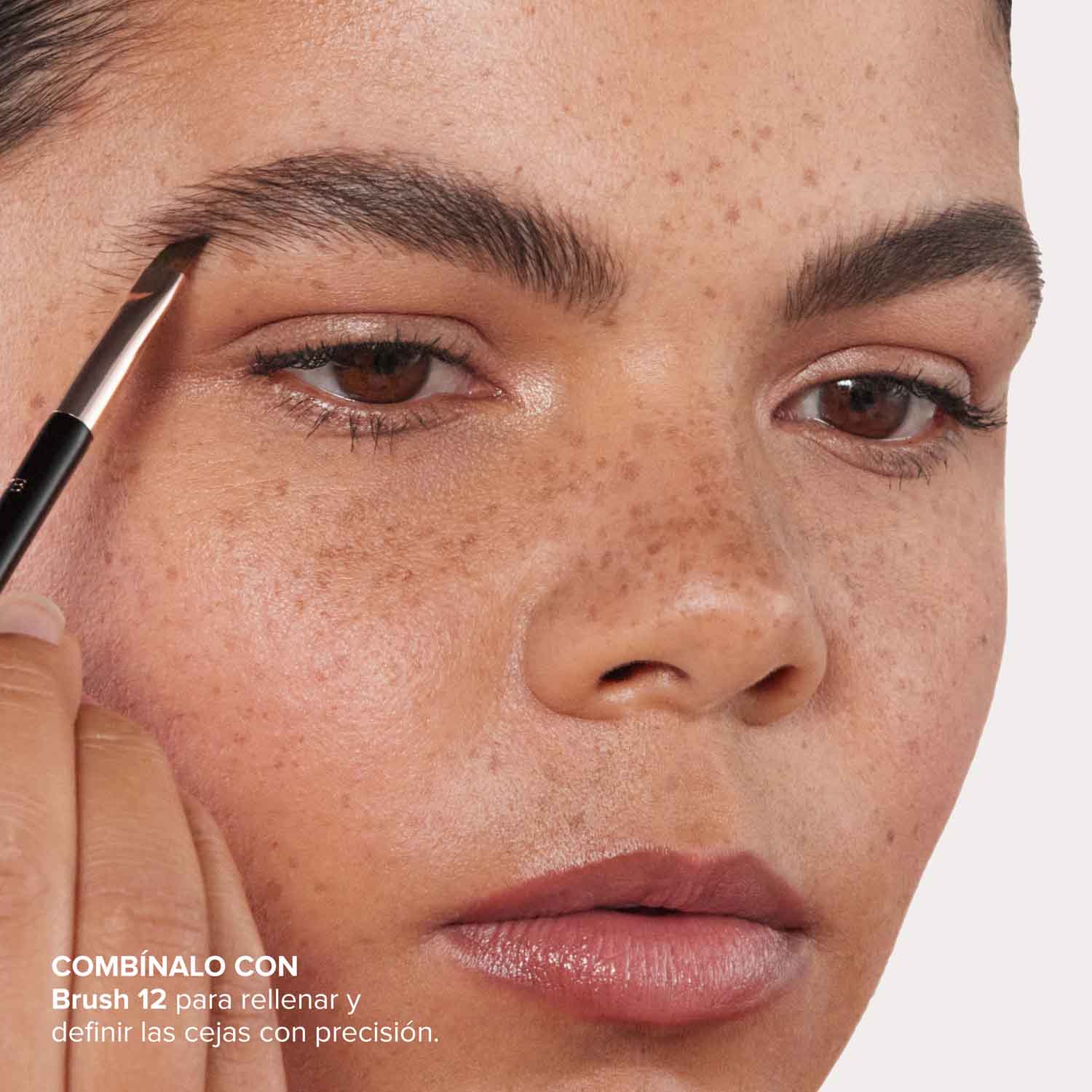 DIPBROW POMADE