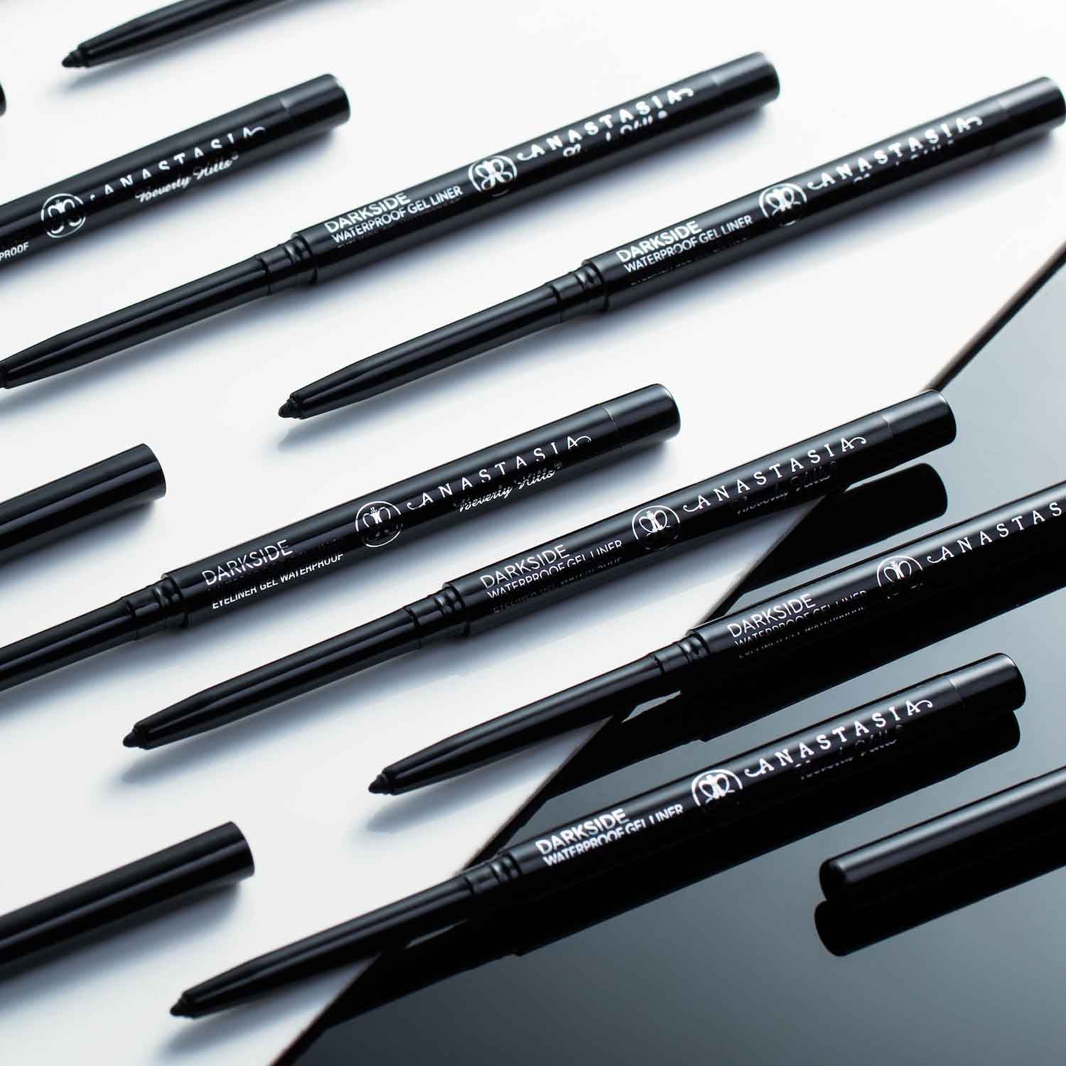DARKSIDE WATERPROOF EYELINER
