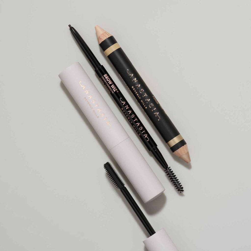 SCULPTED &amp; DEFINED BROW TRIO