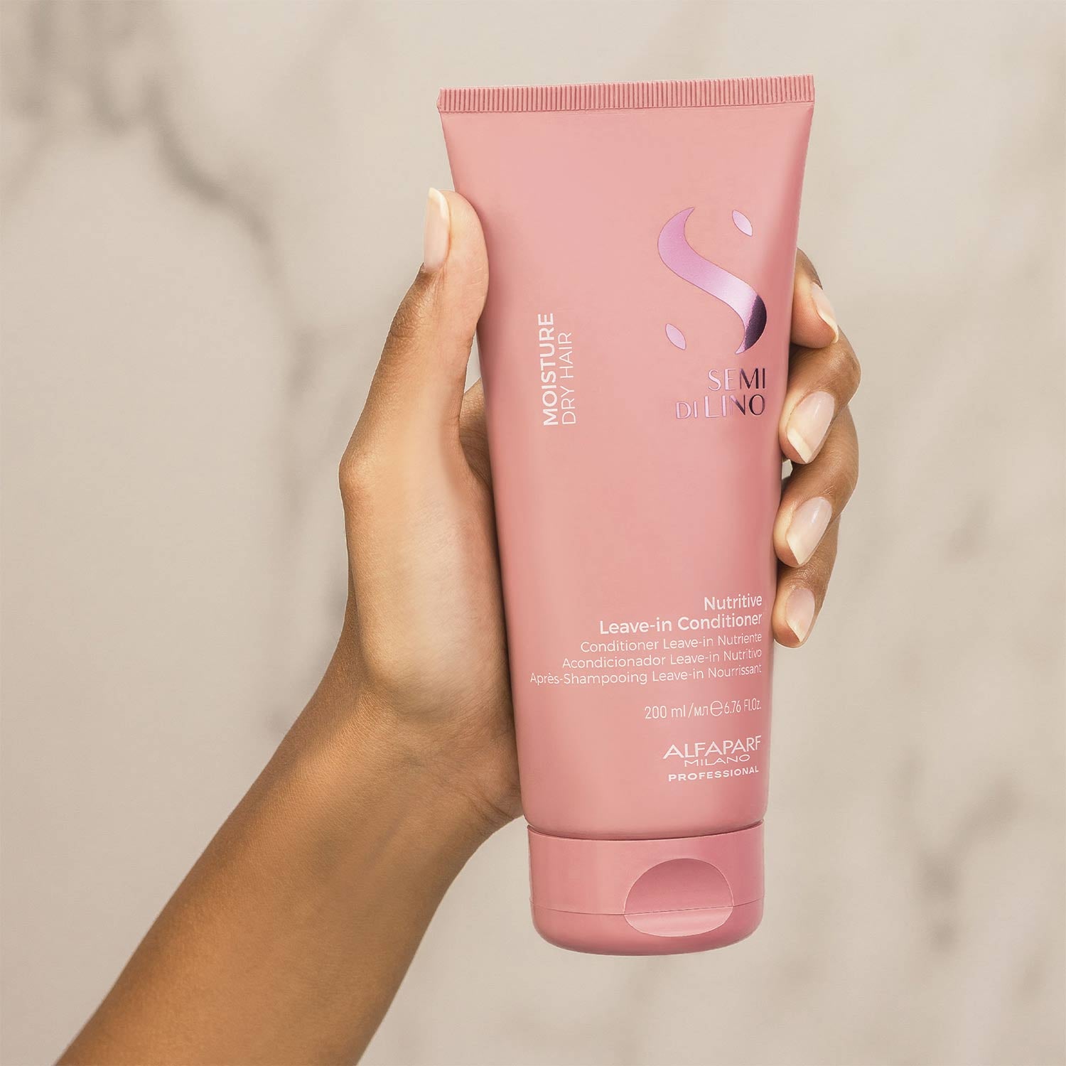 Semi Di Lino Moisture Leave In Conditioner