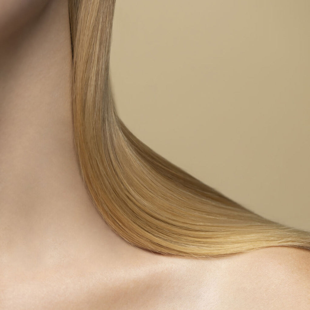REGENERATING HAIR CARE MASK WITH BOTANICAL OILS