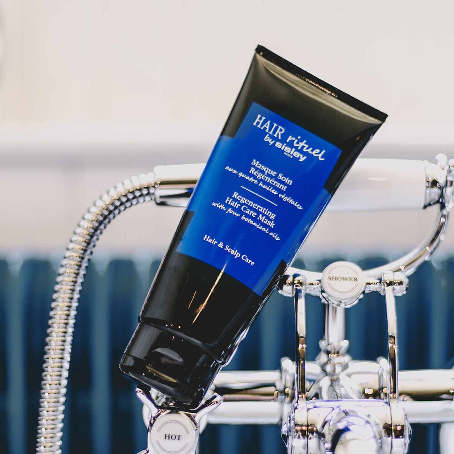 REGENERATING HAIR CARE MASK WITH BOTANICAL OILS