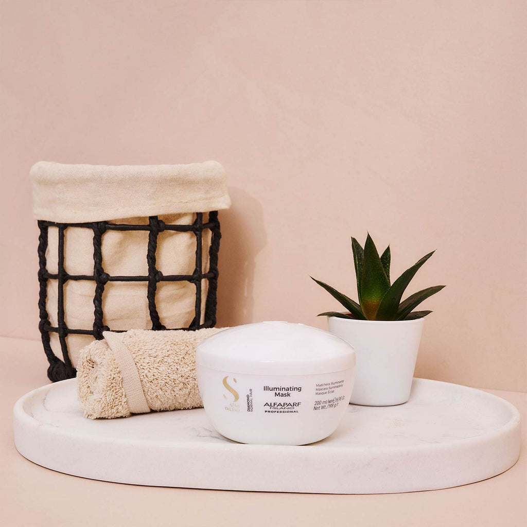 Semi Di Lino Diamond Illuminating Mask